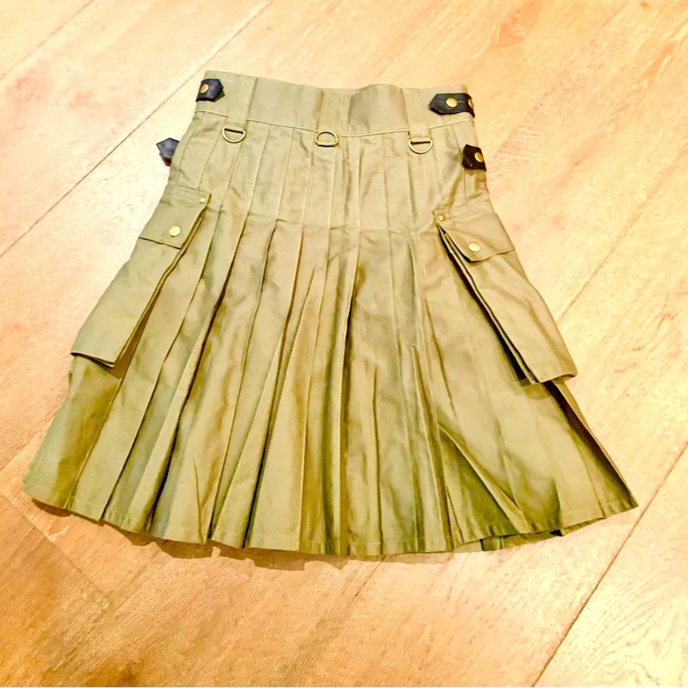 Army green kilt by Kilted Cock size 32
